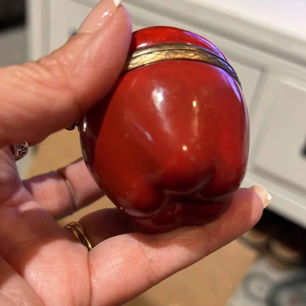 Vintage apple trinket jewelry box